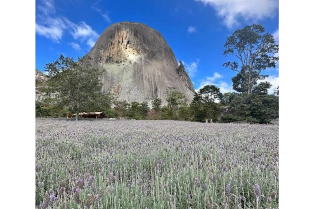 pedra azul (es) um roteiro turístico completo imperdível. (3)