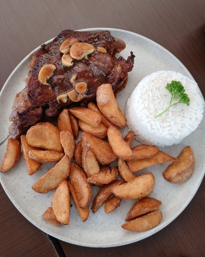 Pedra Azul Es Um Roteiro Turistico Completo Imperdivel 8 819x1024